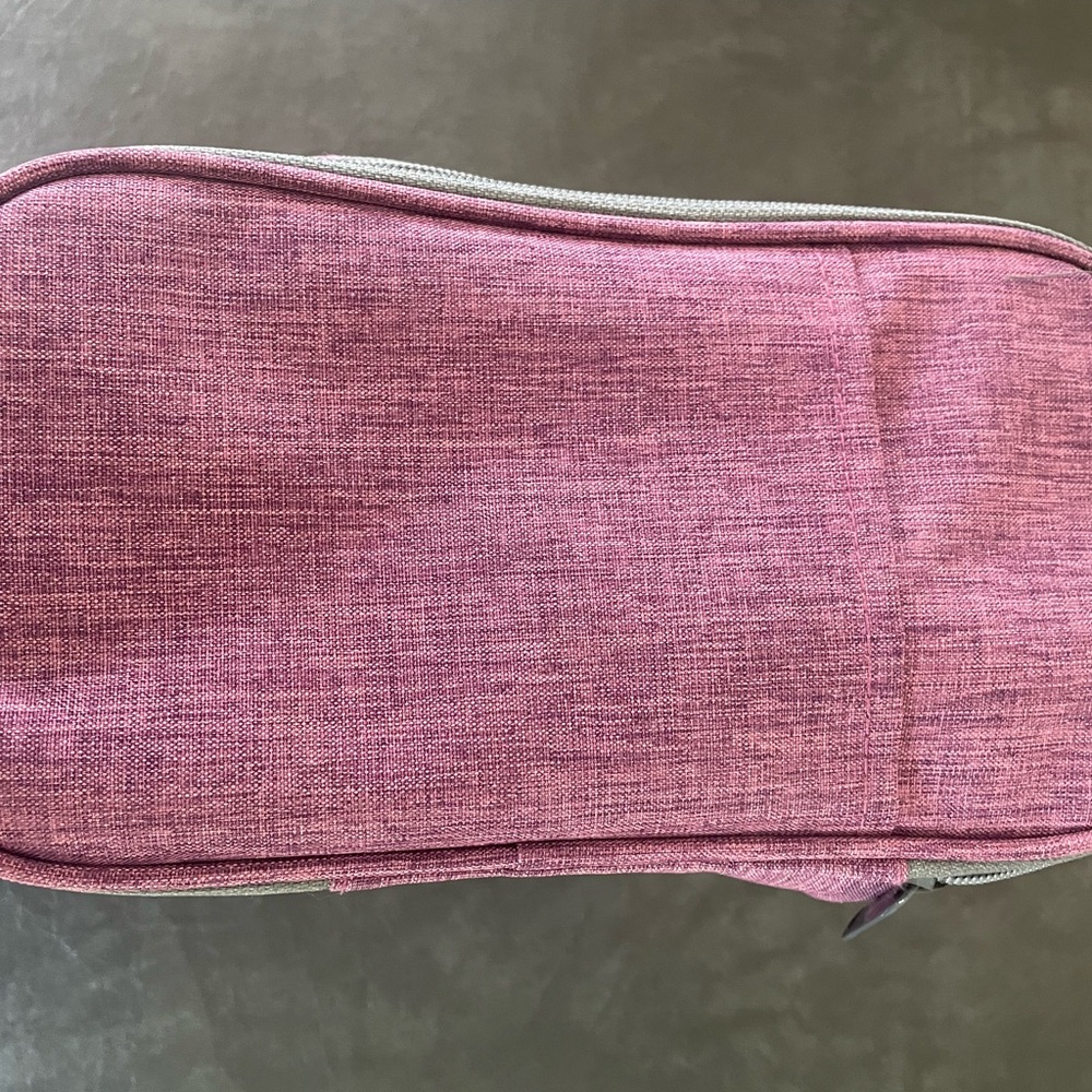 Toiletry travel bag - Picture 3 of 10